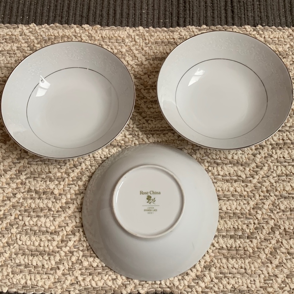 Rose china coupe cereal bowl , Japan Spanish lace 3221